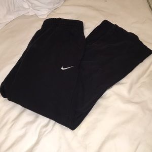 NIKE Men’s Sweatpants